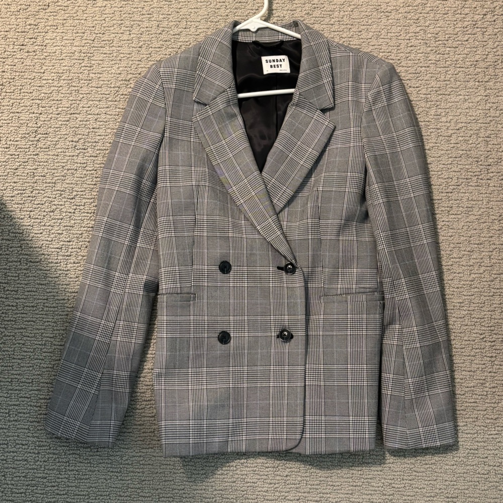 Aritzia Checkered Blazer